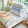 Juego de ropa de cama de tres piezas para dormitorio universitario de algodón, algodón puro, nuevo modelo 2026, sábana individual y funda de edredón, apto para todas las estaciones