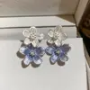 Brincos de pétalas em pintura a óleo degradê estilo férias na praia, frescos e doces, luxo leve, nicho, brincos de alta qualidade