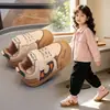 Zapatillas para niños para niñas con cierre de velcro, zapatos casuales con suelas suaves, zapatillas deportivas antideslizantes, versátiles para primavera y otoño, zapatos para niños pequeños