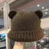 Chapéu de Tricô Fofo com Orelhas de Urso Redutor de Idade para Mulheres no Outono e Inverno, Chapéu Doce e Versátil com Proteção para Orelhas Mostrando o Rosto, Pequeno Chapéu de Lã