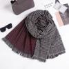 Comercio Exterior Estilo Coreano Otoño e Invierno Nuevo Bufanda Degradada de Pata de Gallo para Mujer, Imitación Cachemira Engrosada Calentador de Cuello Chal Fabricante Mayorista