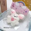 Pequeños regalos de fiesta empaquetados individualmente, lindos colgantes de peluche, muñecos de dibujos animados, muñecos para lanzar en bodas, recuerdos de fiesta y decoraciones colgantes