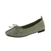 Zapatos Planos de Cuadrado con Lazo de Nuevo Estilo 2026 para Mujer, Mocasines Versátiles de Suela Blanda para el Trabajo, para Combinar con Faldas
