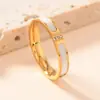 Anillo de Acero Inoxidable de Venta Caliente Transfronterizo Anillo de Diamante de Concha de 4 mm Anillo Sencillo de Moda para Pareja Venta al por Mayor