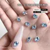 Acessórios para Unhas Azul Lago Claro com Cristais K9 Brilhantes, Sem Base, Arranjos de Diamantes Feitos à Mão, Unhas de Cristal Coloridas