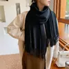 Cachecol feminino outono e inverno japonês e coreano cor sólida xale de ar condicionado uso duplo novo cachecol capa quente espessa all-match atacado