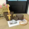 Bolso Cubo Retro de Lujo Ligero Monica con Monograma y Lazo Bolso Cruzado de Hombro de Gama Alta Modelo Nuevo 2026