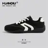 Zapatillas de Entrenamiento Globales Estilo Alemán para Hombre, Novedad Primavera 2026 Versátiles Casuales con Suela Gruesa, Zapatillas Deportivas de Diseño de Nicho para Estudiantes