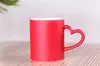 Fabricantes de tazas que cambian de color, taza de cambio de color por transferencia térmica Recubrimiento de taza Taza al por mayor, taza de cambio de color esmerilada con corazón al por mayor