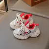 Zapatillas para Niña 2026 Nuevos Zapatos de Primavera para Niños Zapatos de Malla Transpirables para Primavera y Verano Zapatos de Papá para Niñas y Niñas Mayores