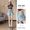 Shorts Jeans Bordados para Mulheres Verão 2025 Finos Cintura Alta Emagrecimento Petite Perna Larga Corte A Linha Comprimento Três Quartos Hot Pants