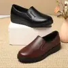 Nuevos Zapatos de Moda para Mujer 2026 Primavera/Verano para Mamás, Mocasines de Cuero para Todas las Estaciones, Cuero Suave, Suela Plana, Transfronterizo