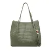Bolso de Hombro Nuevo de Paja Lisa con Borlas, Bolso de Playa de Moda y Versátil, Bolso Tote Casual Simple de Gran Capacidad para Mujer