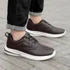 Zapatos casuales de cuero estilo británico para otoño e invierno, zapatos de cuero ligeros y de suela blanda para hombre, zapatos deportivos resistentes al agua para ventas transfronterizas
