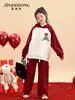 Traje de Ano Novo para Meninas 2025 Novo Suéter Vermelho com Laço e Calça de Moletom Esportiva Conjunto de Duas Peças Roupas de Ano Novo