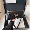 Bolso Cruzado de Moda y Sencillo con Hebilla H para Mujer, Bolso de Hombro Versátil y de Alta Gama, Nuevo Modelo 2026, Bolso Cuadrado Pequeño de Lujo Ligero de Moda