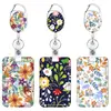 Patch pequeno floral fresco em liga de zinco com fivela de fácil abertura, cordão de poliéster com florzinha pintada à mão, porta-cartão de certificado impresso em PVC