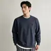 Sudadera minimalista de peso pesado estilo retro americano de alta gama para hombre, nueva colección de otoño, con un sofisticado diseño de cuello redondo de algodón de bambú