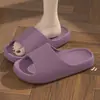 Nuevo modelo 2024, pantuflas de interior para el hogar, para baño, de pareja, con suela suave de EVA, pantuflas de exterior tipo slip-on para hombre con sensación cómoda, pantuflas para mujer