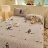 Juego de sábana y fundas de almohada de terciopelo de leche para otoño e invierno, simple y elegante, adecuado para dormitorios de estudiantes, recámaras y uso doméstico