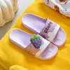 Sandalias de Verano Frutales de Colores 2026 Nuevo Modelo para Mujer Verano Exterior Baño Antideslizantes Sandalias de Pareja para Hombre