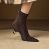 Botas Finas Casuais e Versáteis de Bico Fino 2025 Outono e Inverno Novas Botas Curtas de Salto Gatinho Exportação Tamanho Grande e Pequeno Veludo Elástico Botas da Moda
