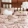 Conjunto de Quatro Peças em Gaze de Algodão com Estampa Floral Estilo Coreano Classe A Camada Dupla Macio Respirável Adequado para Todas as Estações Conjunto de Três Peças para Dormitório Individual