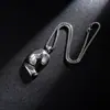 2026 Nuevo Cadena de Acero Inoxidable Más Vendida Collar de Fútbol Copa del Mundo, Moderno, Sencillo y Audaz Colgante Deportivo para Hombre