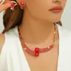 Set de Collar y Pendientes Retro de Lujo Ligero Europeo y Americano para Mujer, Chapado en Oro con Diamantes y Perlas, Cadena para Clavícula, Joyería de Moda de Nicho de Alta Gama