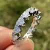 Anillo de Cobre con Forma de Corazón y Diamante de Venta Caliente Transfronterizo Anillo de Moda Plateado con Diamante Lujo Ligero Versátil para Viajes Anillo Geométrico Exquisito
