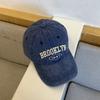 Gorra de mezclilla con letras bordadas para hombre, moderna gorra de béisbol de la serie europea y americana, nueva para mujer, para uso diario en la calle y al aire libre.