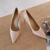 Sapatos de salto alto Chuyuji estilo francês de bico fino em couro envernizado para mulheres, novidade outono 2026 versátil scarpin nicho elegante sapatos de salto único