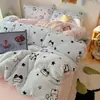 Ins caricatura Clase A Otoño/Invierno Leche Polar Juego de Cama de Cuatro Piezas Peso Alto por Metro Cuadrado Sábana Engrosada Estilo Sábana Ajustable Funda de Edredón Juego de Tres Piezas
