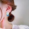 Pendientes de mariposa Niche Design Sense con hojas azules y blancas de verano para mujer, joyería de lujo de ágata roja ligera de alta gama.