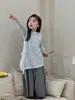 Conjunto de Camiseta Básica de Punto para Niñas 2026 Primavera Estilo Coreano para Niños Hueco Irregular Elegante Pantalones de Pierna Ancha Conjunto de Tres Piezas