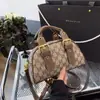 Gutikou 2025 Nueva Bolsa Boston Tipo Almohada Elegante Bolso de Hombro Cruzado para Mujer Bolso de Mano de Alta Gama Bolsa al por Mayor