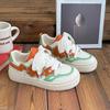 Baikuang estilo europeu flor respirável sola grossa sapatos brancos para mulheres 2023 verão novo nicho versátil casual skate board sapatos