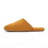Pantuflas Planas Estilo Muller con Punta Cerrada, Zapatos de Mujer de Gama Alta Hechos a Medida de Fábrica OEM de Guangzhou, Medias Pantuflas de Cuero Genuino Hechas a Medida