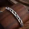 Pulsera Ancha para Hombre de Estilo Nuevo con un Diseño Generoso y Moderno, Artesanía Pesada, Estilo Europeo y Americano, Textura Incrustada de Diamantes, Venta Directa del Fabricante