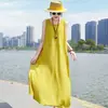 Vestido de Verano sin Mangas de Algodón y Seda de Alta Gama Estilo 2026, Vestido de Playa Elegante para Madres Jóvenes para Vacaciones en la Costa de Sanya