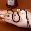 Colar Dourado de Areia Vietnamita, Novo Estilo Chinês Ouro de Imitação Óleo Pingando, Pingente de Borboleta Vazado, Estilo Palaciano, Joia Versátil e Duradoura