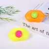 Fábrica de juguetes de silbato de plástico para la boca de niños, labios de animación, fiesta, regalos educativos para niños pequeños, juguetes para exteriores, venta al por mayor