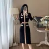 Estilo Francés Nuevo Otoño e Invierno Nuevo Básico Nuevo Temperamento Adelgazante Vestido Suéter Negro