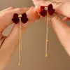 Pendientes de Perlas con Lazo Rojo para Otoño e Invierno Pendientes de Alta Gama para Mujer 2025 Nuevo Estilo Chino Pendientes Rojos