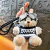 Llavero de Oso de Moda Transfronterizo Colgante para Mochila Llavero de Pareja Decoración Regalo Pequeño de Moda Venta al por Mayor