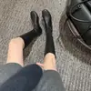 Botas de caballero redondas del mismo estilo que las de Grape Mom para mujer, botas elásticas de ajuste ceñido, botas suaves de piel de oveja que se ajustan a la pierna, versátiles botas largas de media pantorrilla