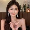 Pendientes Largos con Borlas de Lentejuelas Estilo Europeo y Americano Dongju ~ Colgantes de Oreja Brillantes Pesados con Forma de Escama Atmosféricos de Lujo Ligero Retro Celebridad de Internet