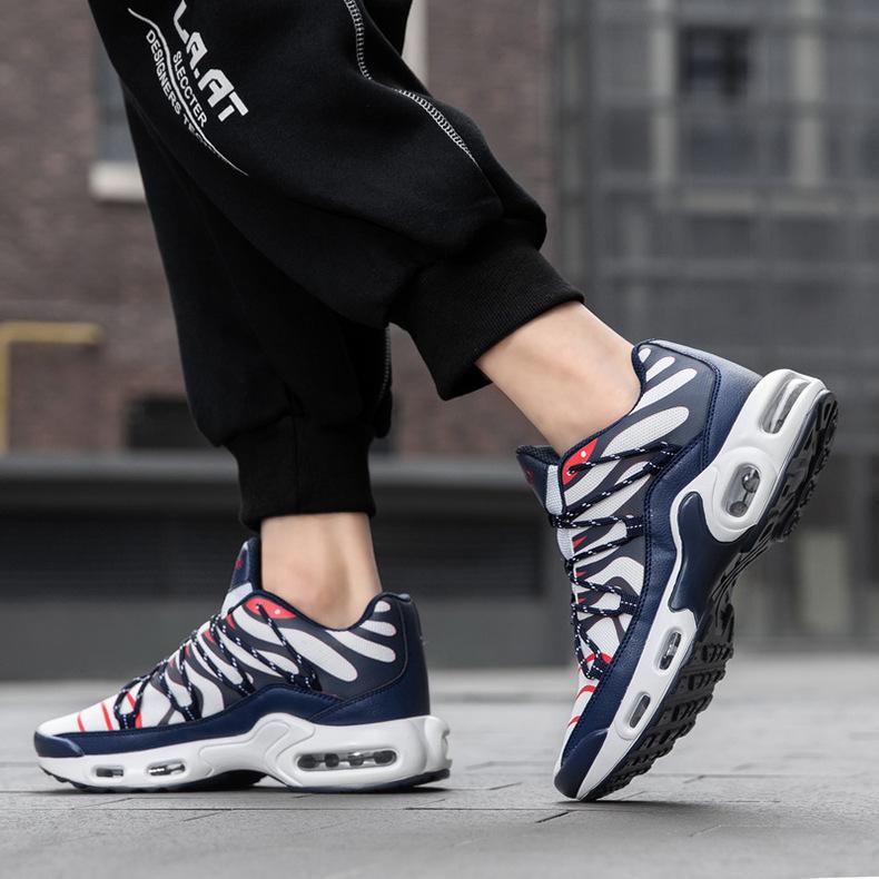 男鞋大码飞织运动鞋透气