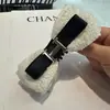 Laço de Fita com Letra Estilo Francês Presilha Banana Elegante Retrô Presilha para Prender o Cabelo na Parte de Trás da Cabeça Acessório de Cabelo Novo Estilo