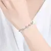 Pulseira da Sorte de Trevo de Quatro Folhas Nova Mais Vendida para Mulheres, Luxo Leve, Pulseira de Zircônia Microcravejada Simples e Fashion para Namorada e Melhor Amiga